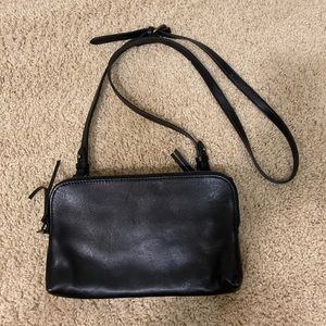 Madewell Twin Pouch Crossbody Bag (Black Leather)